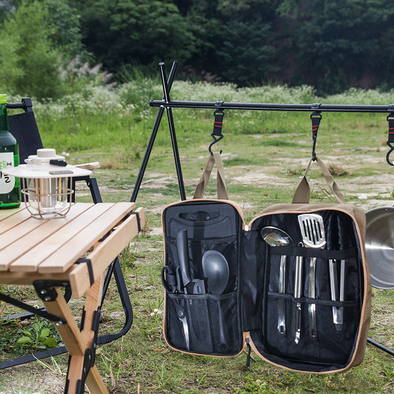 Set da Cucina da Campeggio 8 P - Camping Cooking Hardware recensione e prezzo